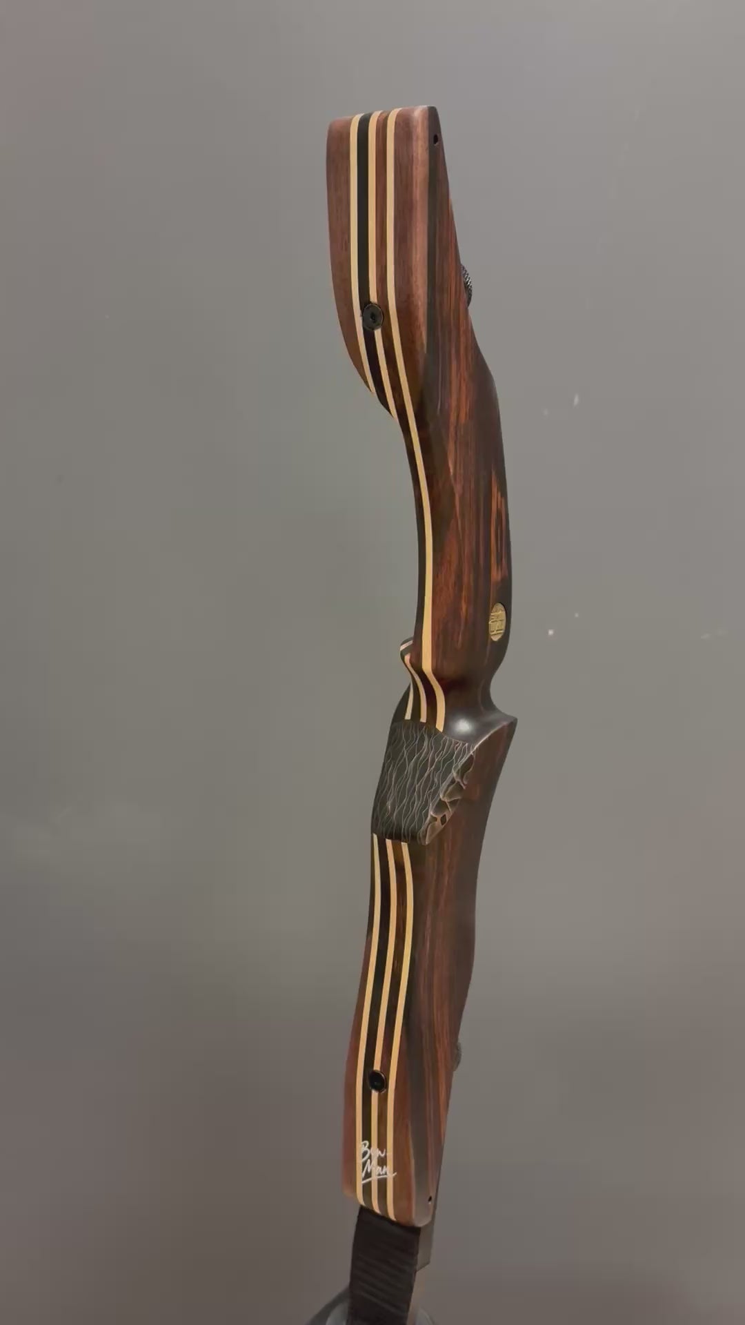 Video laden: ILF-Mittelteil 21“ Edelholz