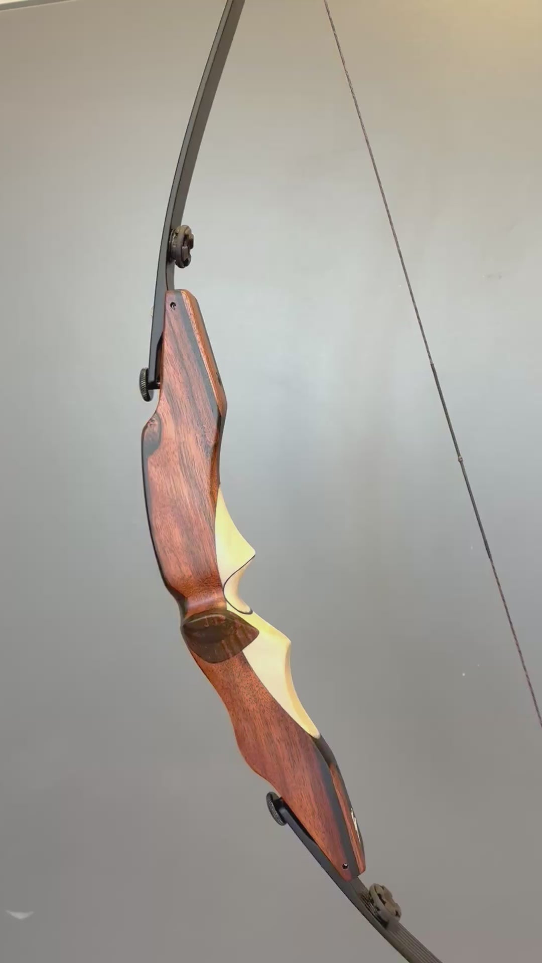 Video laden: ILF-Mittelteil 21“ Edelholz Special VIPER