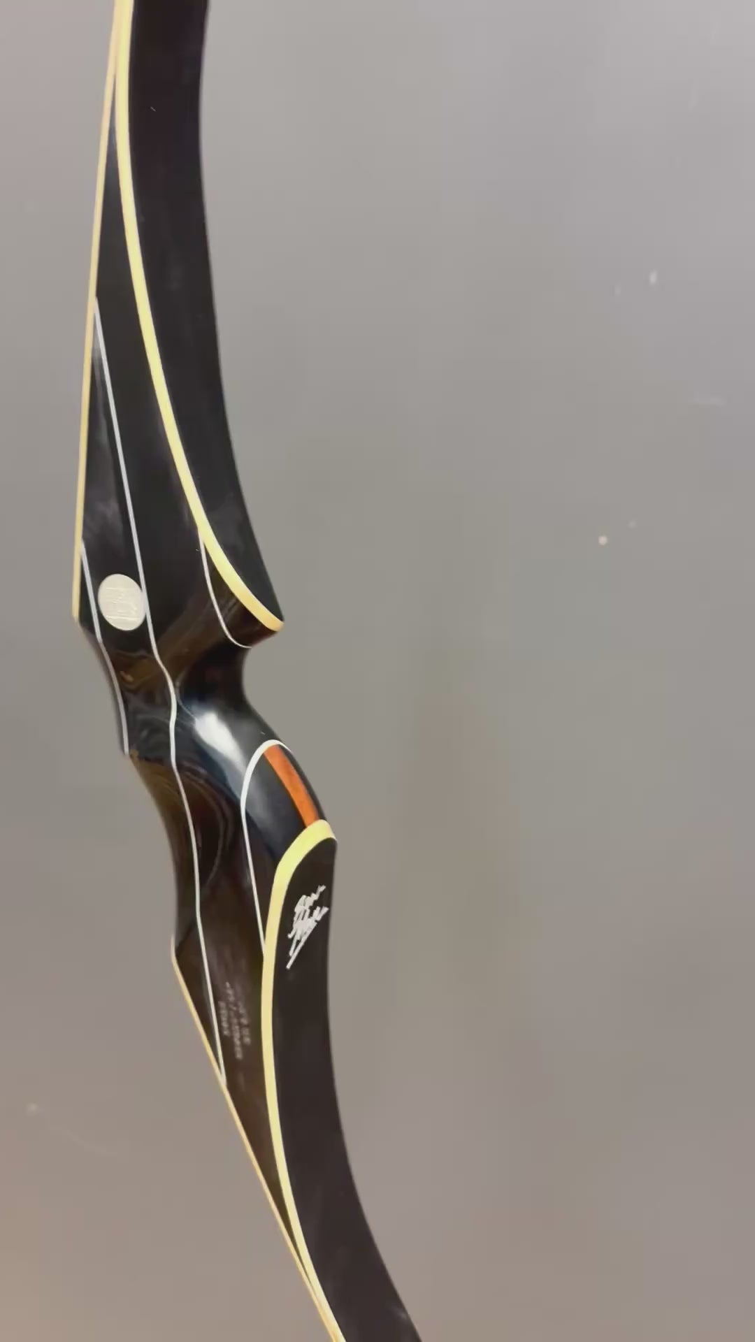 Video laden: Bogen - Bowman Archery 64“ Hybrid / 25#, Linkshand