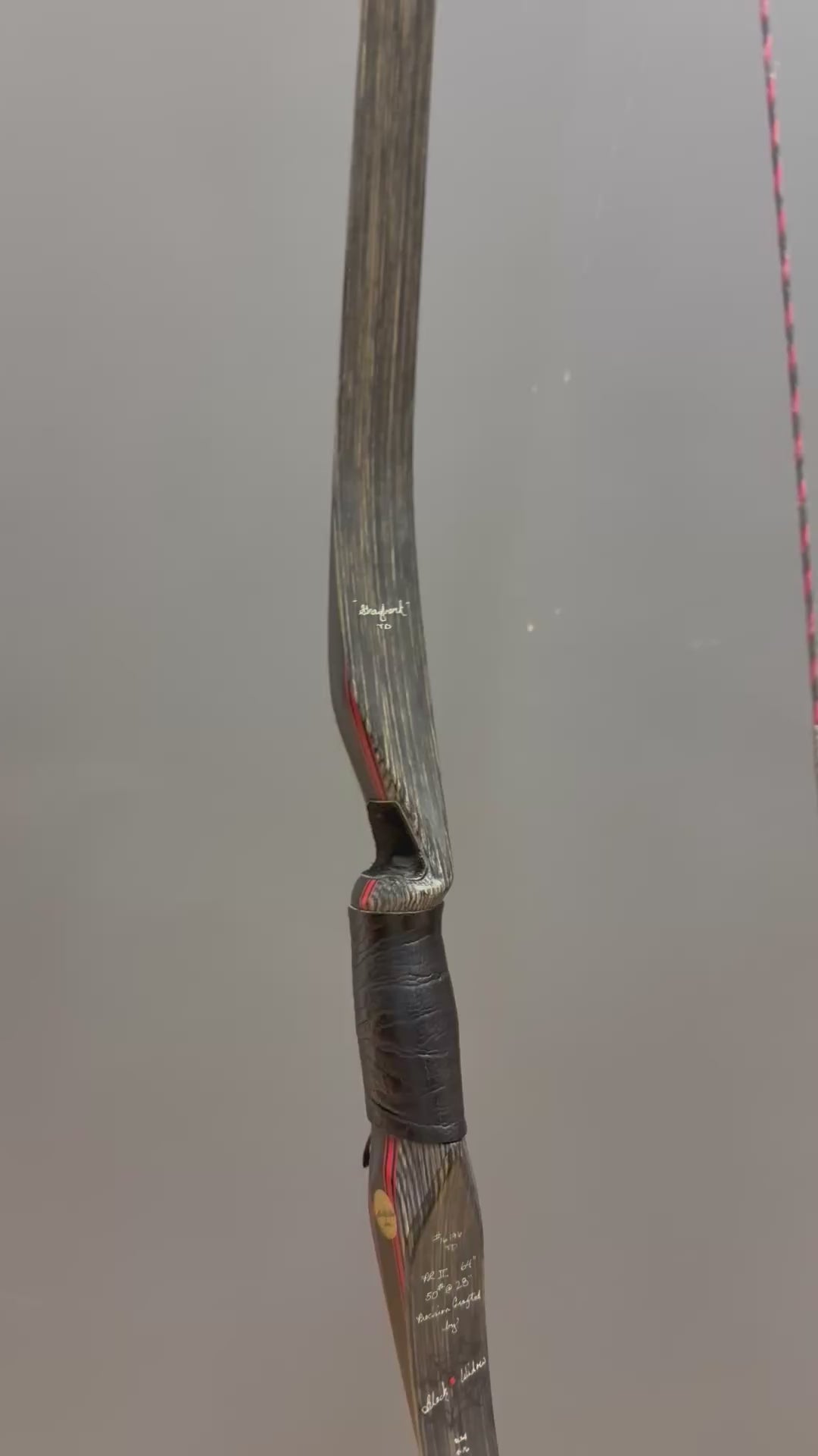 Video laden: Bogen - Black Widow PLII 64“ Gebraucht; BJ 2016